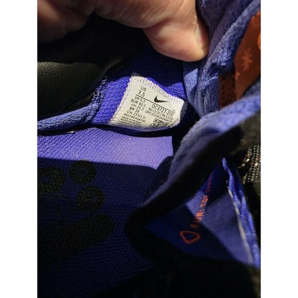 Nike Zoom Winflo 8 Shield Men’s Running Shoes Black DC3727-200 Size 7.5 - Picture 8 of 8